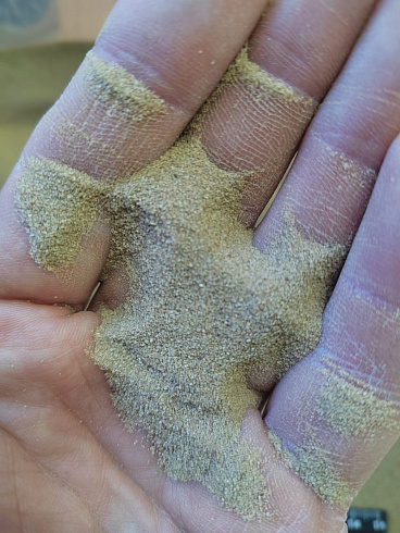 Кварцевый песок для площадок фр. 0,1-0,5 мм.  купить в Старом Осколе фото Камень Клуб